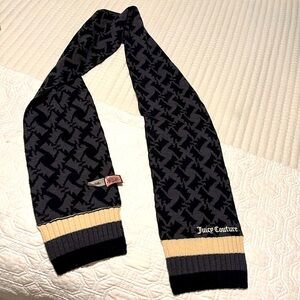Juicy Couture wool winter scarf